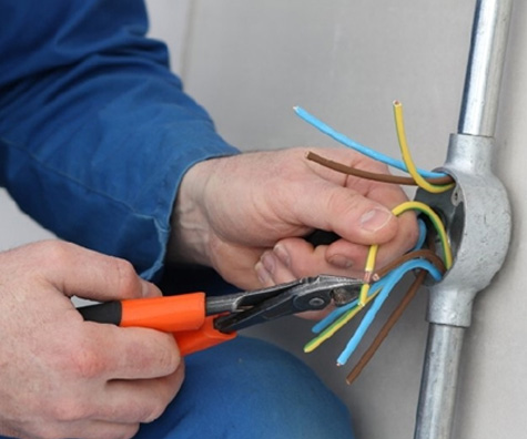 Manutenção e instalação elétrica convencional